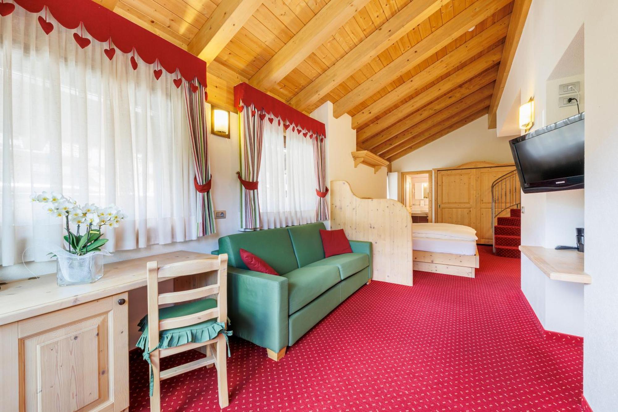 Hotel Miravalle Isolaccia Quarto foto