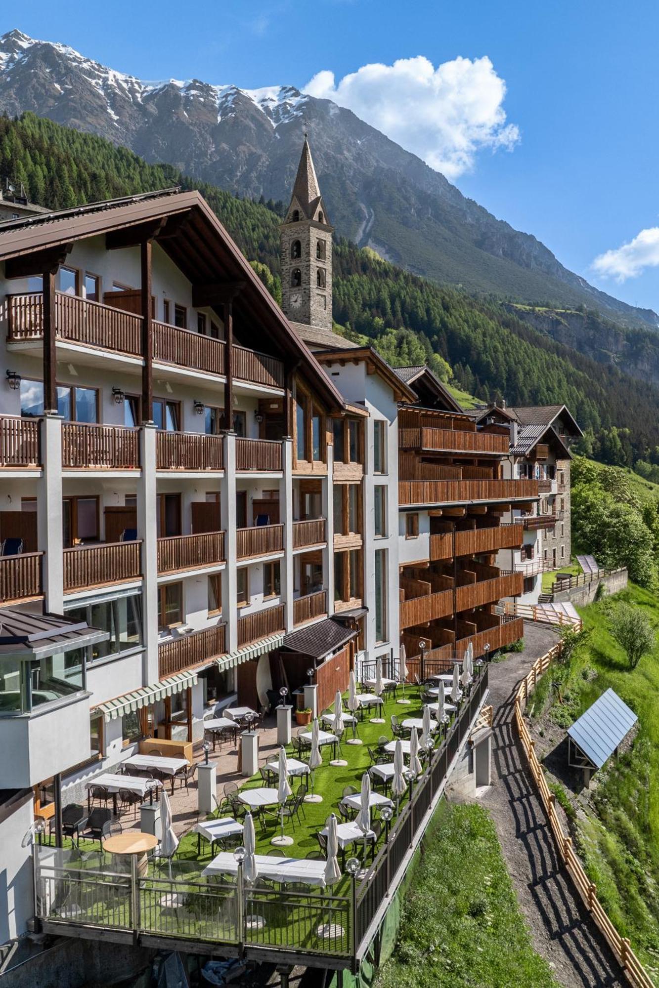 Hotel Miravalle Isolaccia Exterior foto